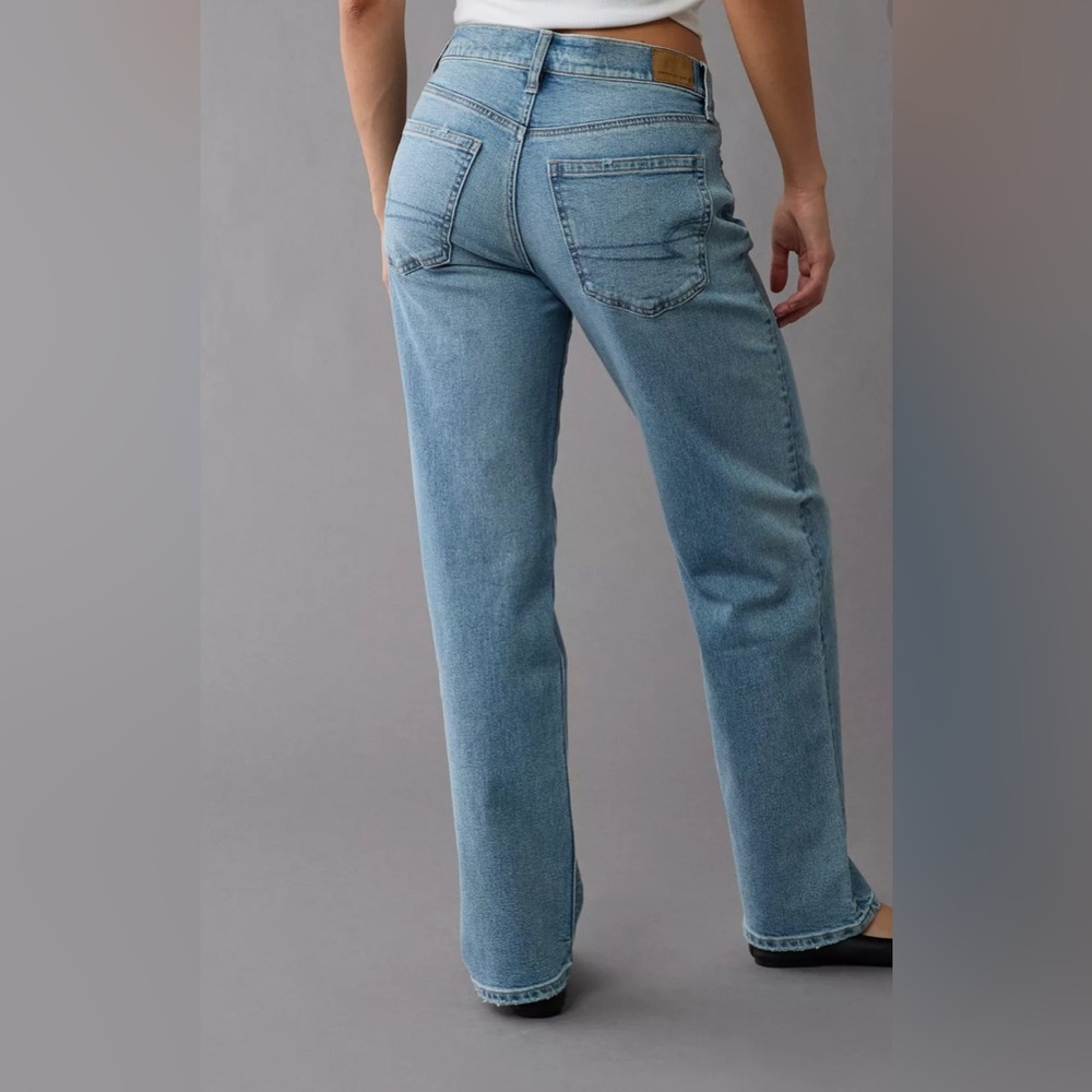 AE Strigid Low-Rise Ex-Boyfriend Jean - Picture 2 of 15